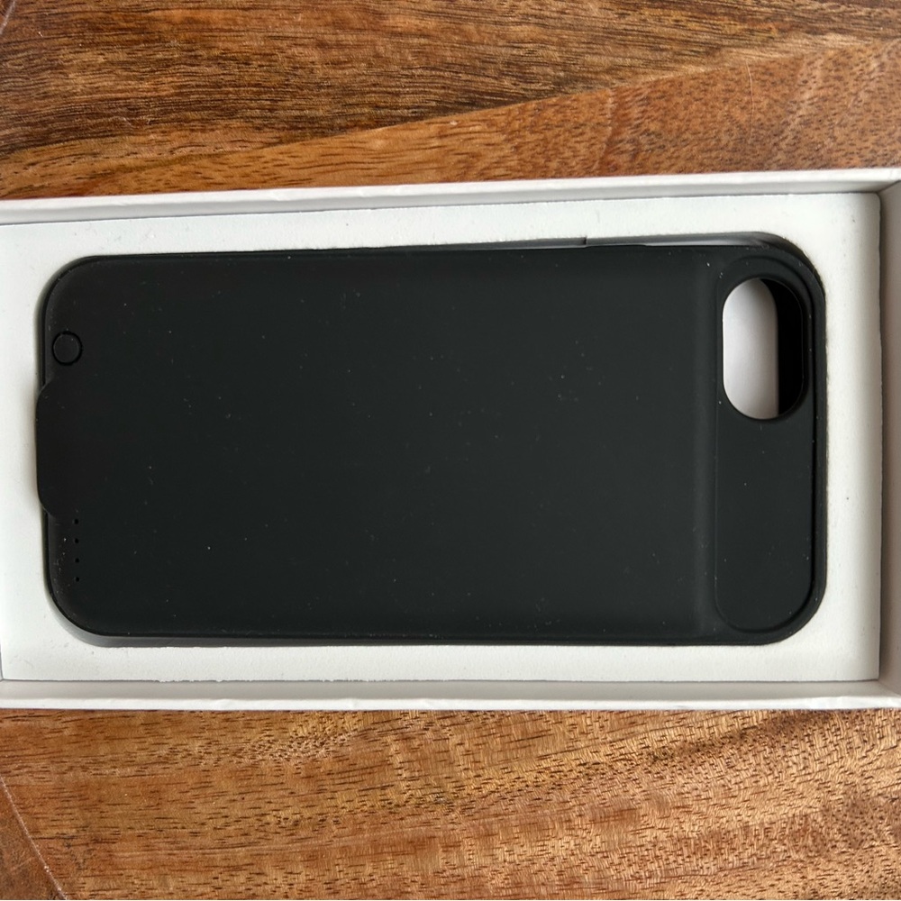 Protective Battery Case for iPhone - Black - Picture 9 of 13